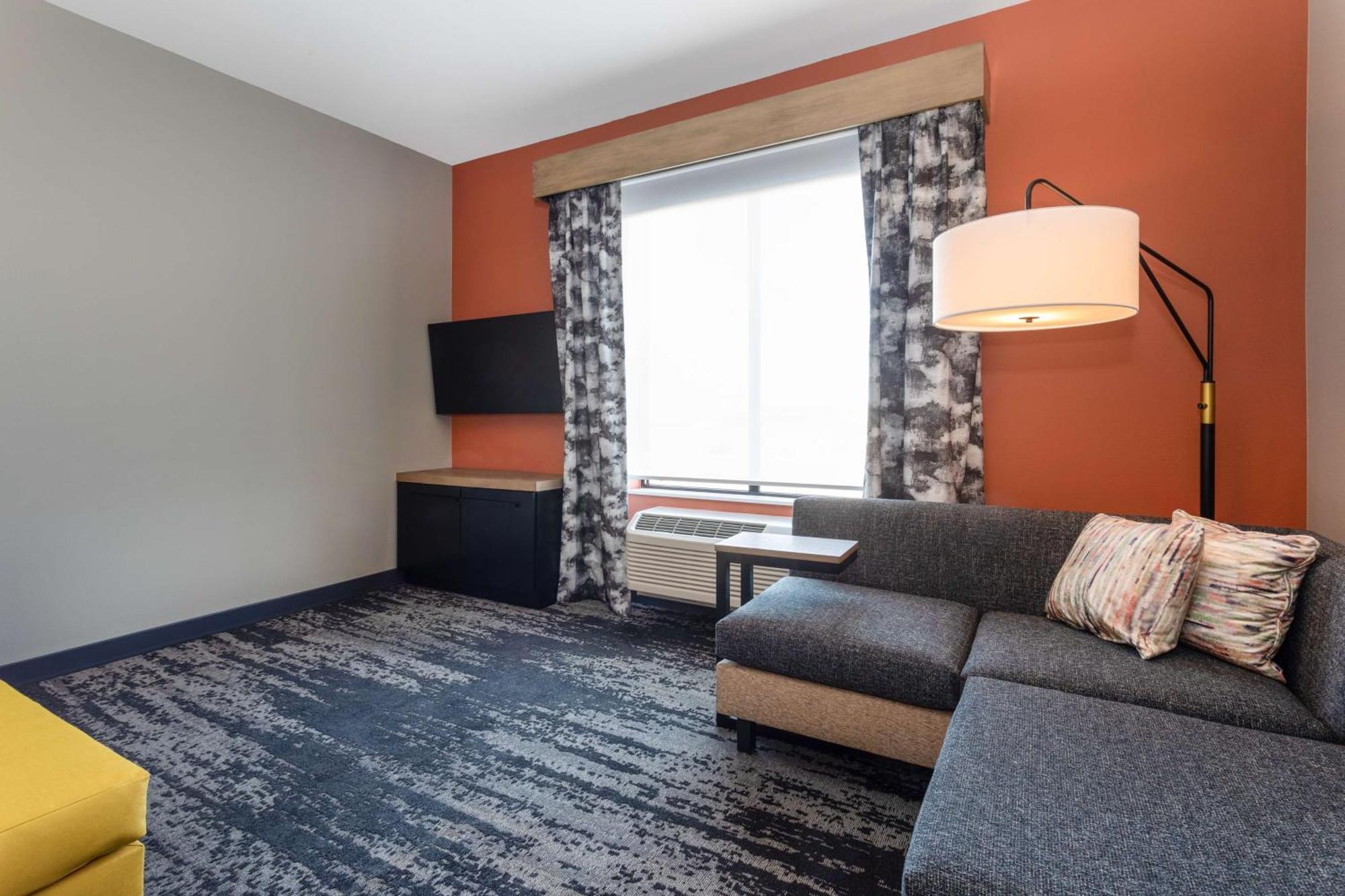 Hilton Garden Inn Hays, Ks Ngoại thất bức ảnh