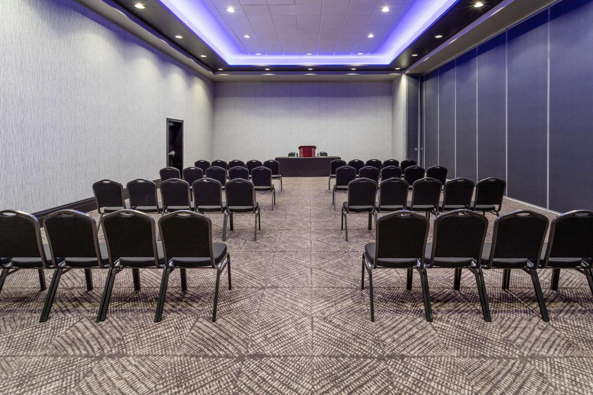 Hilton Garden Inn Hays, Ks Ngoại thất bức ảnh